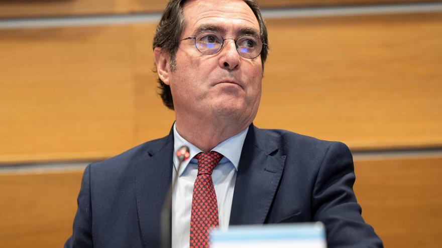CEOE se suma a la presión al Gobierno para no cerrar las centrales nucleares: “Más tecnología y menos ideología”