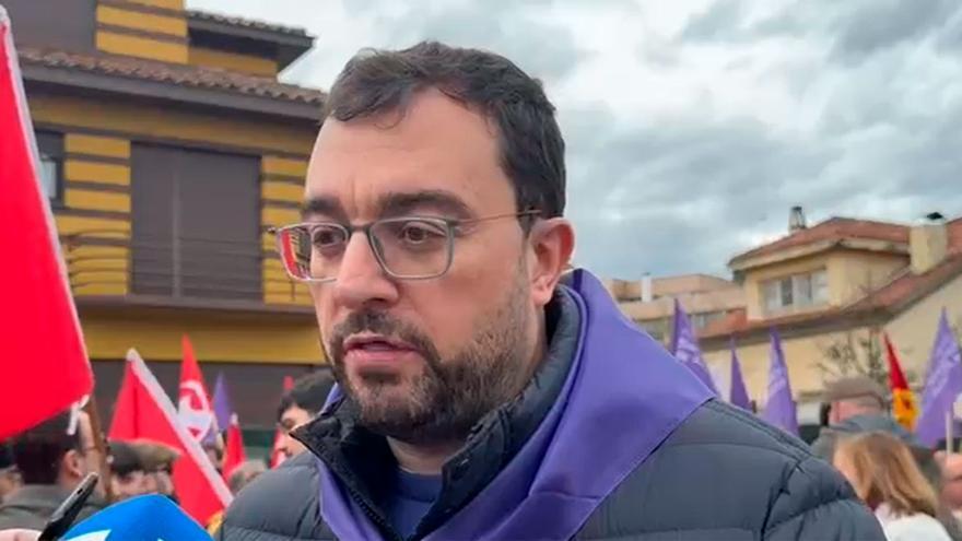 Barbón, en el 8M: «La igualdad no es la derrota de los hombres, es el triunfo del conjunto de la sociedad»