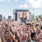 El sexismo en la música no desaparece: más de la mitad de las canciones más escuchadas en España contienen letras machistas