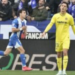 El Alavés revive imponiéndose con nueve jugadores al Villarreal