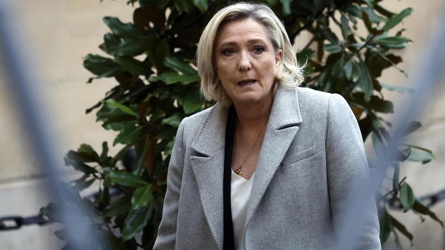 La justicia francesa inhabilita a Marine Le Pen por el caso de los falsos asistentes parlamentarios