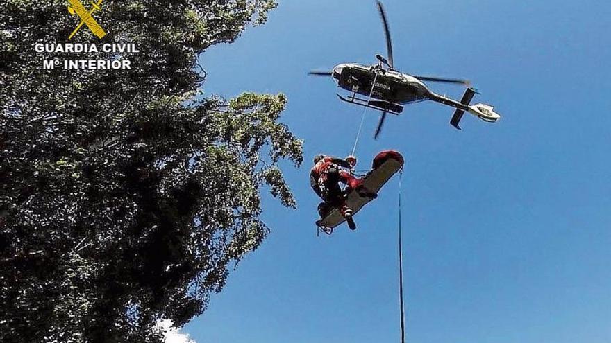 La Guardia Civil busca a dos montañeros desaparecidos en la Sierra de Gredos