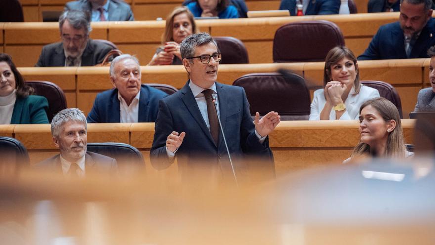 El Gobierno rechaza que el pacto con Junts sea «xenófobo» y defiende que Cataluña tenga «un papel más activo» en inmigración