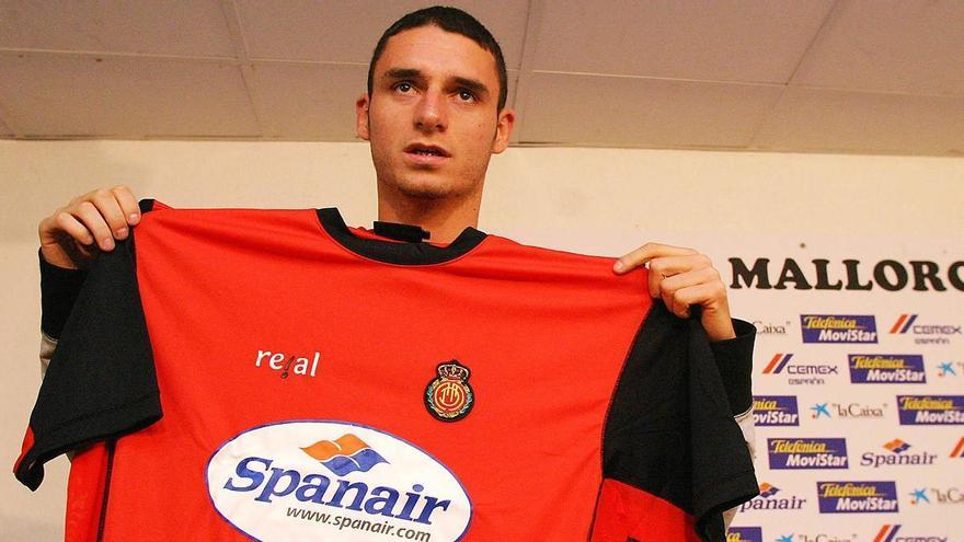 Muere el exfutbolista Delibasic por un tumor cerebral
