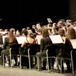 Jóvenes y mayores de Asturias y Cantabria brindan en Gijón un gran concierto:  «Es una manera de estrechar lazos»