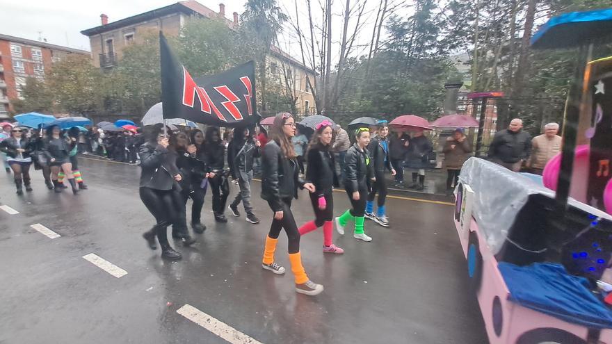 Lena exprime el Antroxu: así fue el último carnaval de las Cuencas