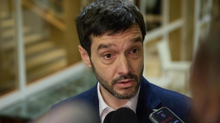 Bustinduy tacha de «espectáculo indigno» la defensa de Ayuso sobre su gestión del Covid