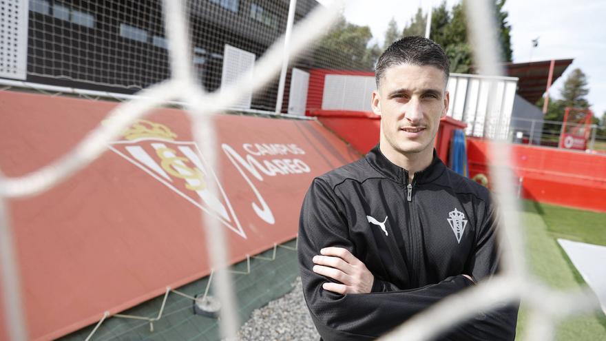 El posible once del Sporting: Albés medita situar a Olaetxea de central