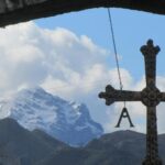 El Picu Pierzu, nevado, desde Cangas de Onís
