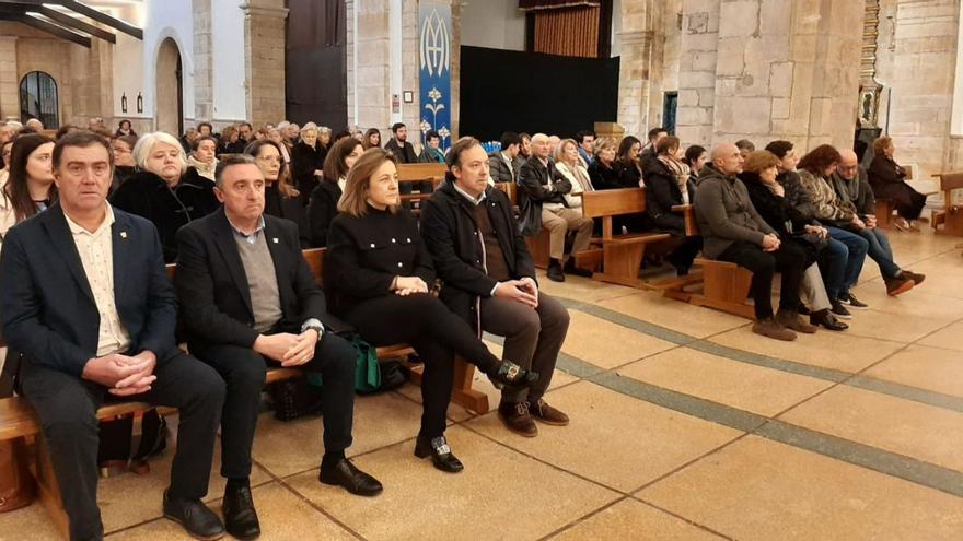Villaviciosa recuerda a Evaristo Arce, «un hombre entrañable», con un emotivo funeral