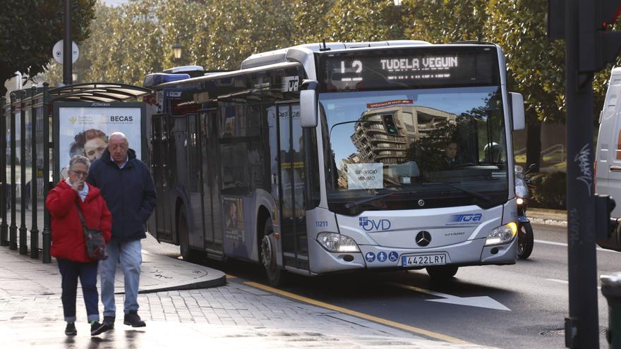 Más de la mitad de los ovetenses usa de forma habitual el transporte público (y en los autobuses gana por goleada la tarjeta Conecta)