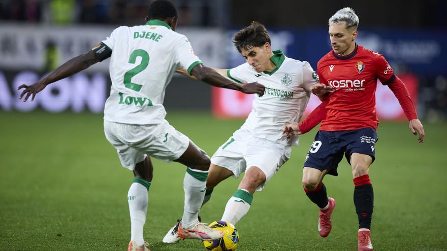 Resumen, goles y highlights del Osasuna 1-2 Getafe de la jornada 28 de LaLiga EA Sports