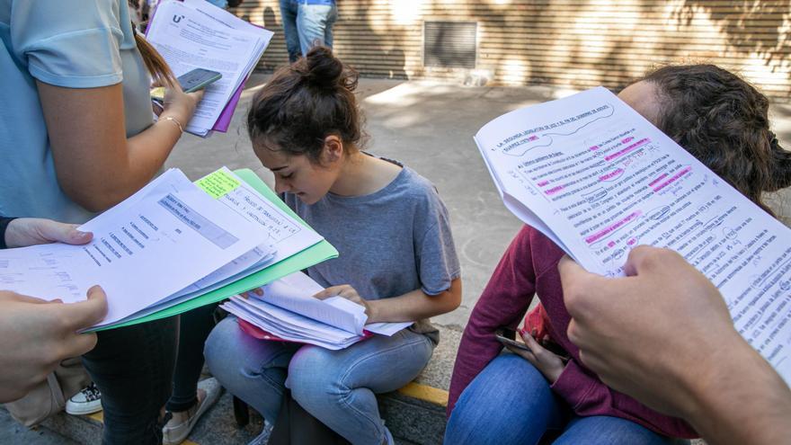 L’alumnáu de Llingua Asturiana, ensin profesoráu y con ratios desbordaes, según l’asosiación de docentes d’asturianu