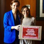 «No podemos más»: un grupo de médicos entrega más de 180.000 firmas en Sanidad contra las guardias de 24 horas