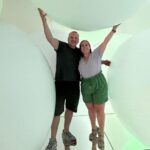 Adrián Alonso educa a los hongkoneses del futuro en la ciudad «donde todo el mundo se respeta»