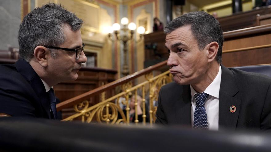 El juez Peinado apunta al Gobierno con la nueva causa por malversación por el contrato de la asistente de Begoña Gómez