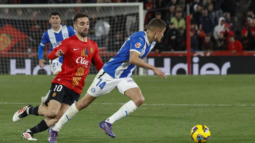 Kike García da aire al Alavés y enfría las aspiraciones europeas del Mallorca