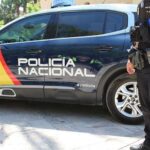 Oleada de robos en bares de Oviedo: buscan a un encapuchado