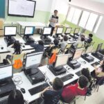 Murcia limitará el uso de pantallas en el aula a una hora diaria en Primaria y dos horas en ESO