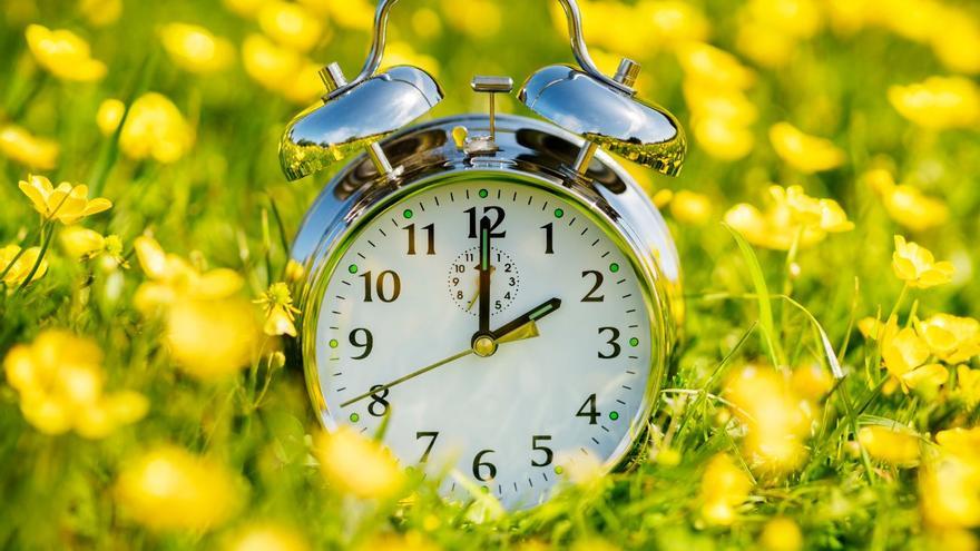 El cambio de hora provoca hasta un 20% más de infartos en las mujeres