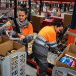 Penguin Random House viaja al futuro con un ‘hub’ logístico robotizado capaz de gestionar 40 millones de libros al año