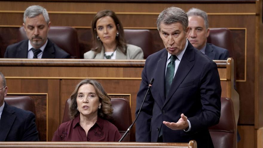 Feijóo aplaude el acuerdo de los Presupuestos de Mazón cuatro días después de empezar a distanciarse de él