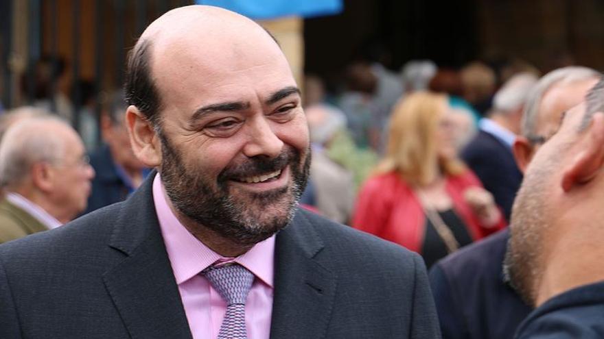 Caunedo ultima con Queipo y Arias la convocatoria del congreso local del PP