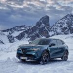 Alfa Romeo Junior Ibrida Q4, ahora con tracción total