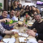 El viernes ya es el día grande de les Comadres para la hostelería polesa: «Tuvimos varios turnos para cenar»