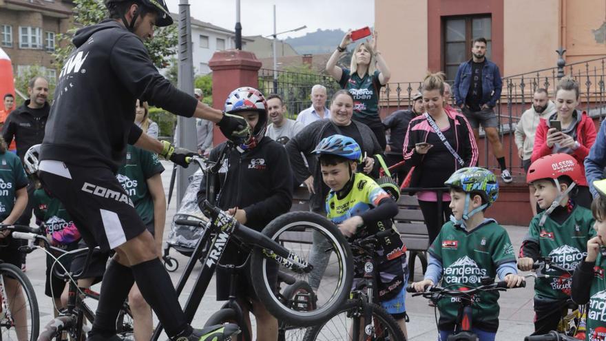 El valle del Nalón tendrá 6 puntos de recarga y 11 aparcamientos para bicis