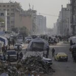 Cientos de personas se manifiestan en Gaza exigiendo el fin de la guerra y la salida de Hamás de la Franja