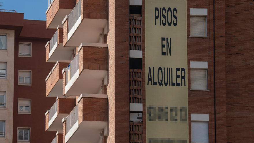 Un estudio advierte: una familia en España necesitaría ahorrar durante 24 años para poder pedir la hipoteca de una vivienda