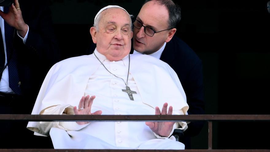¿Qué hará el Papa tras el alta hospitalaria? Los médicos prescriben dos meses de reposo y evitar los grandes grupos