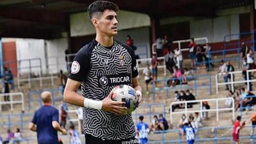 El exjugador del Avilés que ha sido convocado por la Rojita para amistosos clave