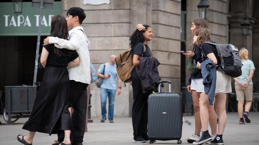 El INE confirma que la economía española creció el 3,2% en 2024 impulsada por el turismo y el gasto público