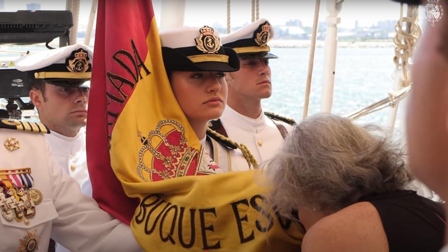 El «reencuentro» de la asturiana que juró bandera ante la Princesa de Asturias en Montevideo