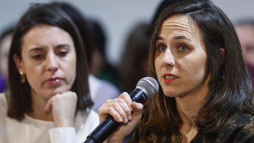 Podemos dice que «obligará» a Sánchez a llevar al Congreso el aumento de gasto militar y le acusa de «lamerle las botas» a Trump