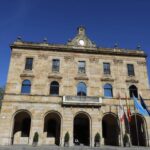 Gijón pagará las primas de jubilación pendientes a funcionarios del Ayuntamiento