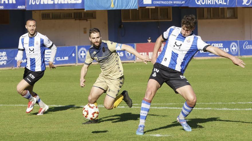 EN IMÁGENES: Así ha sido la victoria del Avilés ante el Pontevedra (1-0)