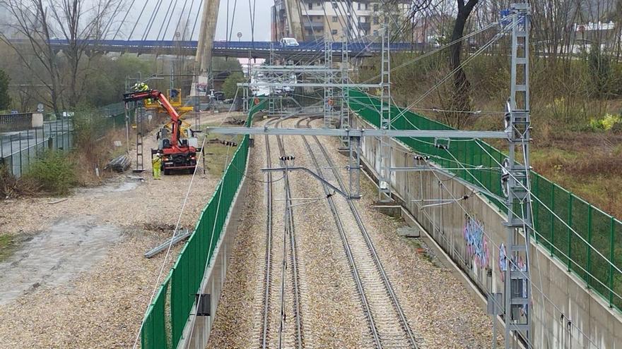 El túnel principal de la Variante habría tardado tres siglos en ejecutarse al ritmo del soterramiento de Langreo: «Un topo acabaría antes»