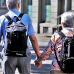Las cifras desmienten los mitos: la economía ‘con canas’ es clave para el futuro