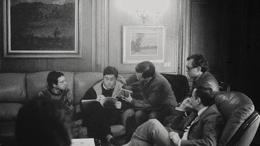 Fae 40 años de «La hestoria d’Avilés» de Miguel Solís Santos