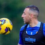 El Oviedo quiere regresar a la senda de la victoria: Cazorla, en forma para medirse a un Elche mermado