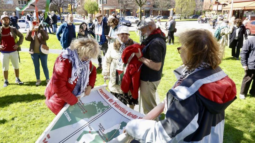 Así fue el encuentro en Gijón por el Día de la Tierra Palestina
