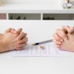¿Cuántos matrimonios rompieron en 2024? Las cifras suben y estas son las comunidades con tasas más altas (y más bajas)