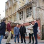 Empieza la rehabilitación del Cinemar, la obra «estrella» del mandato en Llanes: «Hoy es un día muy especial»