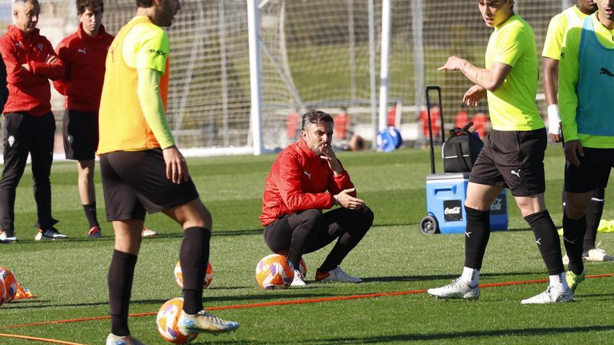 Albés, el apoyo de Gerardo García y la vuelta a Mareo del Sporting: así fue el retorno del equipo