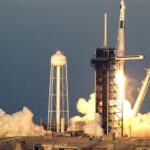 La misión de Space X llega con éxito a la Estación Espacial Internacional para relevar a los astronautas atrapados