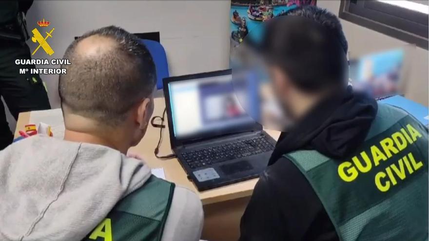 Pedófilos al acecho en internet: ojo con los chats nocturnos de los adolescentes