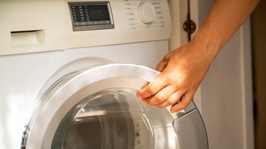 Soy experto en limpieza y esta es la cantidad exacta de detergente que necesita tu lavadora